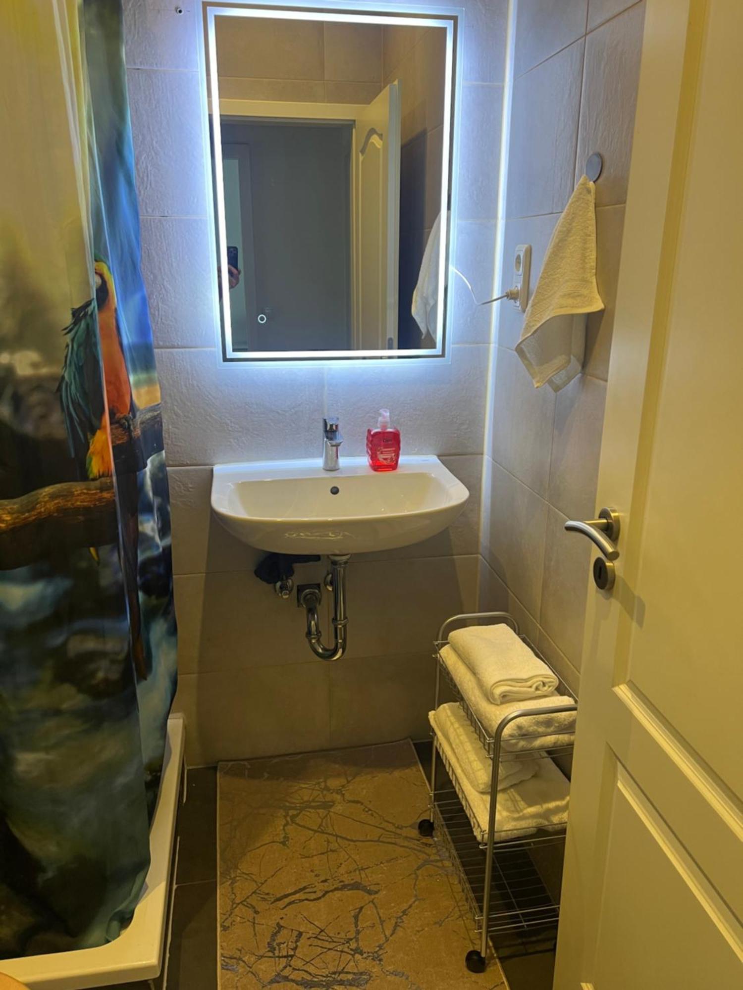 1 In Duisburg-mitte, Altstadt Apartment *